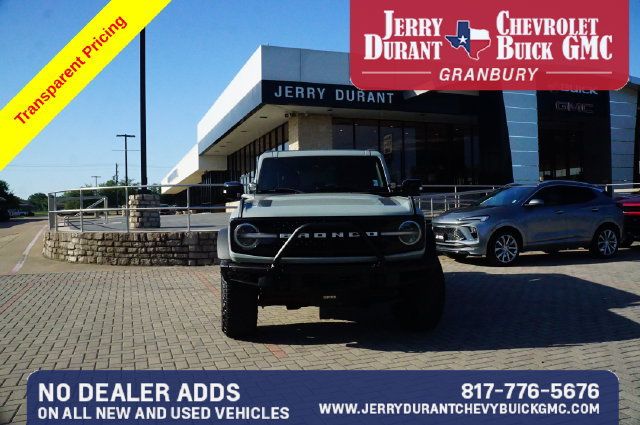 Used 2021 Ford Bronco First Edition AWD/4WD image 2