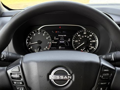 Used 2023 Nissan Frontier SV w/ Midnight Edition Package RWD image 37
