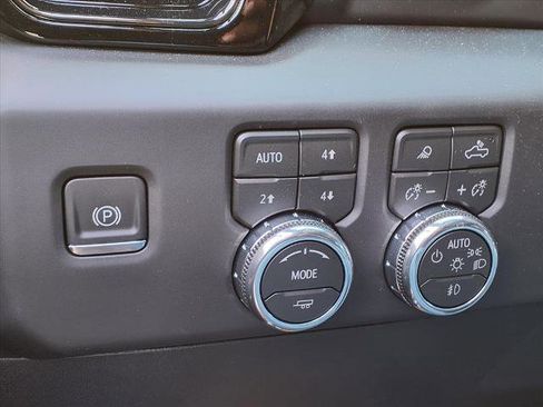 New 2026 GMC Sierra 1500 AT4 w/ AT4 Premium Package image 16