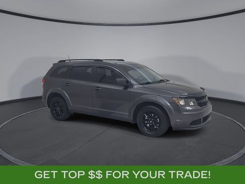 Used 2020 Dodge Journey SE w/ SE Popular Equipment Group FWD image 2