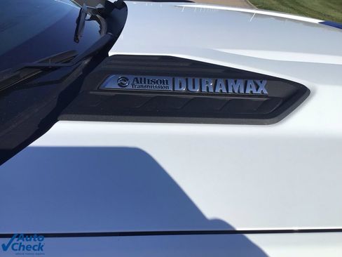 Used 2025 Chevrolet Silverado 2500 LT image 12