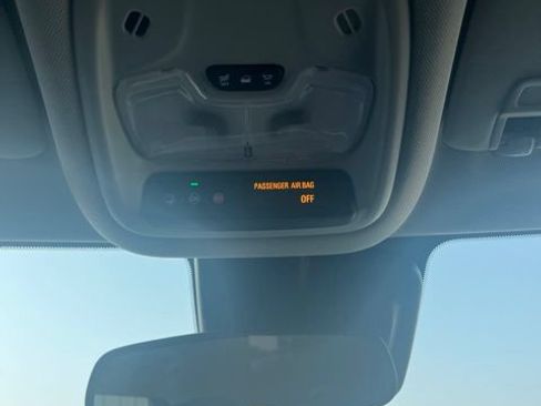 Used 2024 Chevrolet TrailBlazer LS w/ LS Convenience Package AWD/4WD image 42