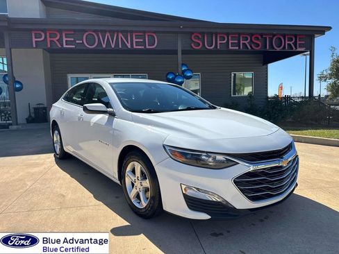 Used 2023 Chevrolet Malibu LT image 1