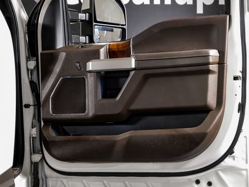 Used 2018 Ford F350 King Ranch w/ King Ranch Ultimate Package AWD/4WD image 37