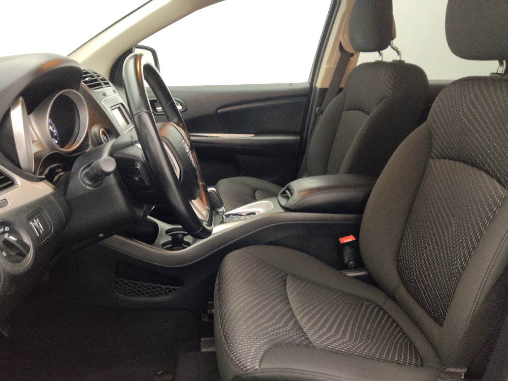 Used 2020 Dodge Journey SE w/ SE Popular Equipment Group FWD image 17