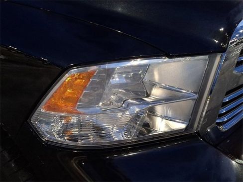 Used 2017 RAM 1500 Classic SLT image 15