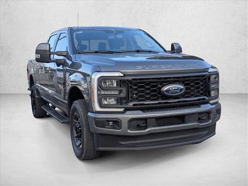 Used 2023 Ford F250 Lariat w/ Lariat Ultimate Package image 3