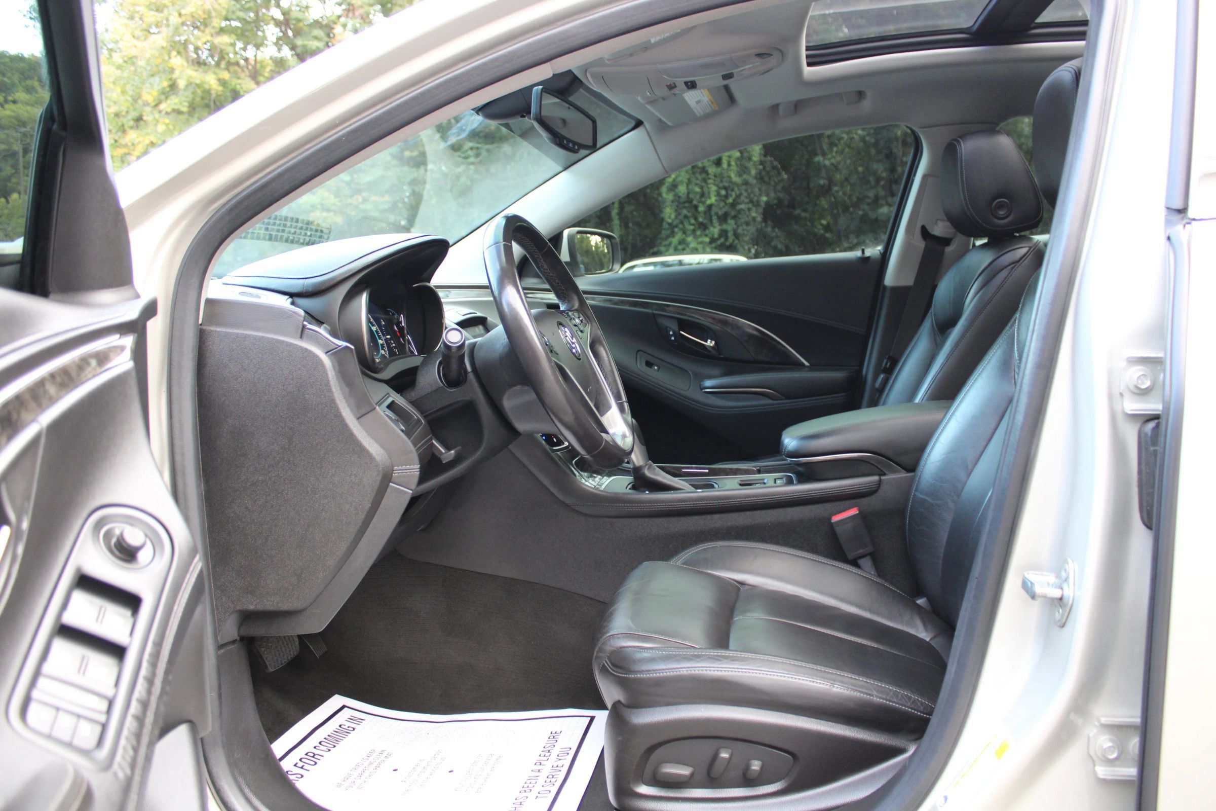 Used 2016 Buick LaCrosse Leather FWD image 23
