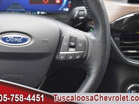 Used 2020 Ford Escape Titanium image 32