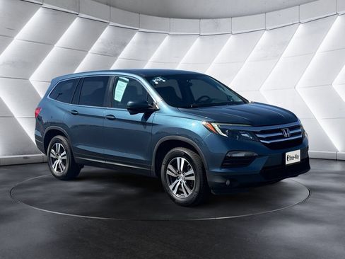 Used 2018 Honda Pilot EX image 7