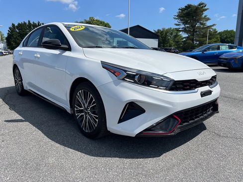Used 2022 Kia Forte GT-Line FWD image 9