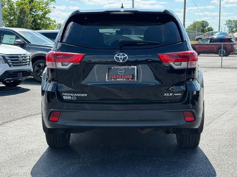 Used 2018 Toyota Highlander XLE AWD/4WD image 6