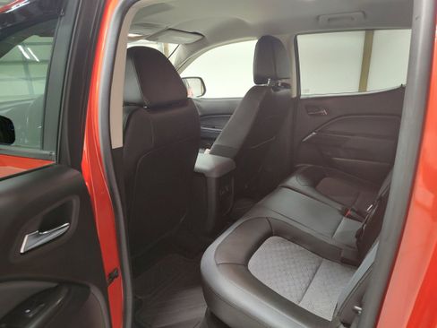 Used 2016 Chevrolet Colorado Z71 image 12