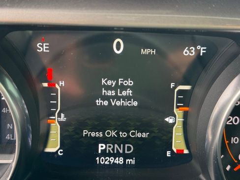 Used 2020 Jeep Wrangler Unlimited Sahara image 16