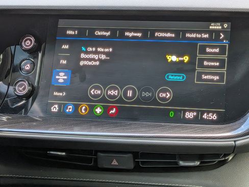 Used 2023 Buick Envision Essence FWD image 19