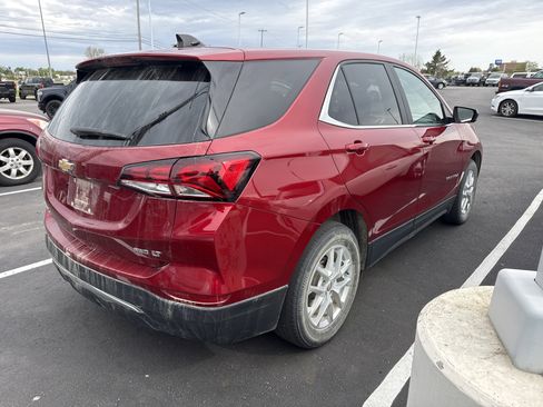 Used 2023 Chevrolet Equinox LT AWD/4WD image 4