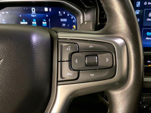 Used 2022 Chevrolet Silverado 1500 LTZ AWD/4WD image 19