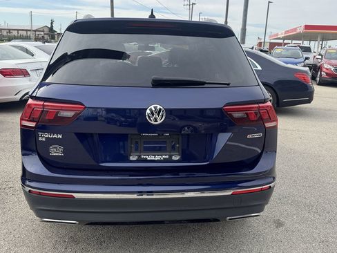 Used 2021 Volkswagen Tiguan SE AWD/4WD image 7