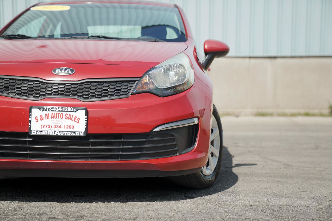 Used 2017 Kia Rio LX w/ Power Package FWD image 2