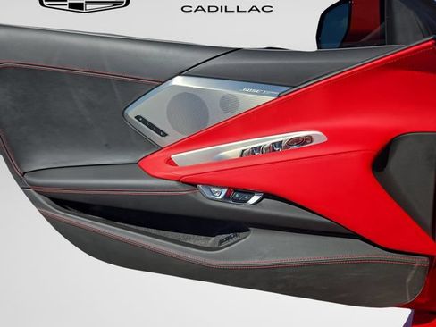 Used 2021 Chevrolet Corvette Stingray Premium Conv w/ Z51 Performance Package RWD image 14