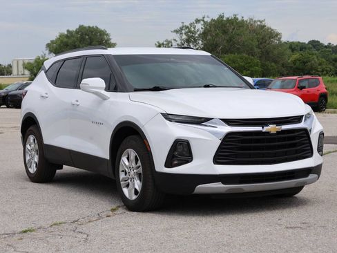 Used 2021 Chevrolet Blazer LT AWD/4WD image 4