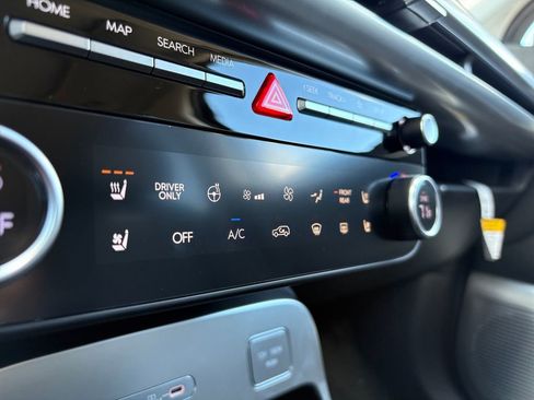 New 2026 Hyundai Ioniq 9 Limited image 6