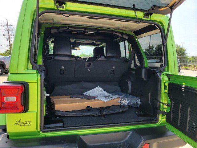 Used 2025 Jeep Wrangler Unlimited Rubicon 392 AWD/4WD image 8
