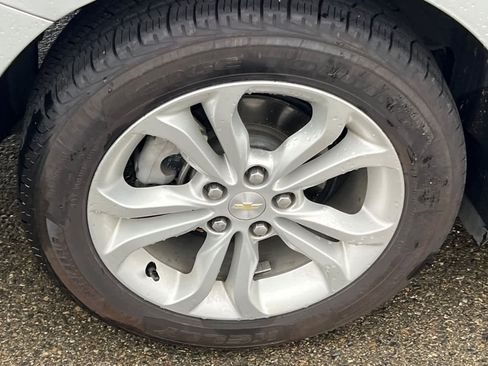 Used 2019 Chevrolet Cruze LS w/ LS Convenience Package image 13