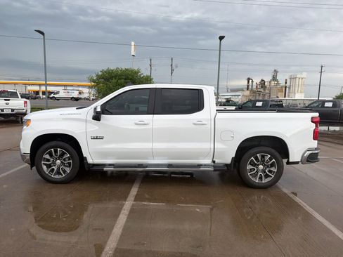 Used 2025 Chevrolet Silverado 1500 LT image 8