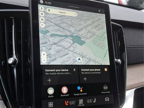 New 2026 Volvo XC90 B6 Plus w/ Protection Package Premier image 8