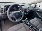Used 2017 Kia Forte LX image 4