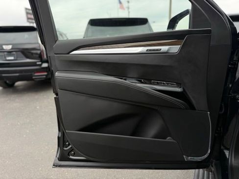 Used 2026 Cadillac Escalade Platinum Sport image 18
