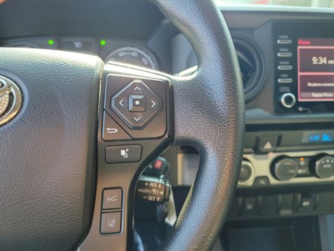 Used 2021 Toyota Tacoma SR w/ SX Package AWD/4WD image 18