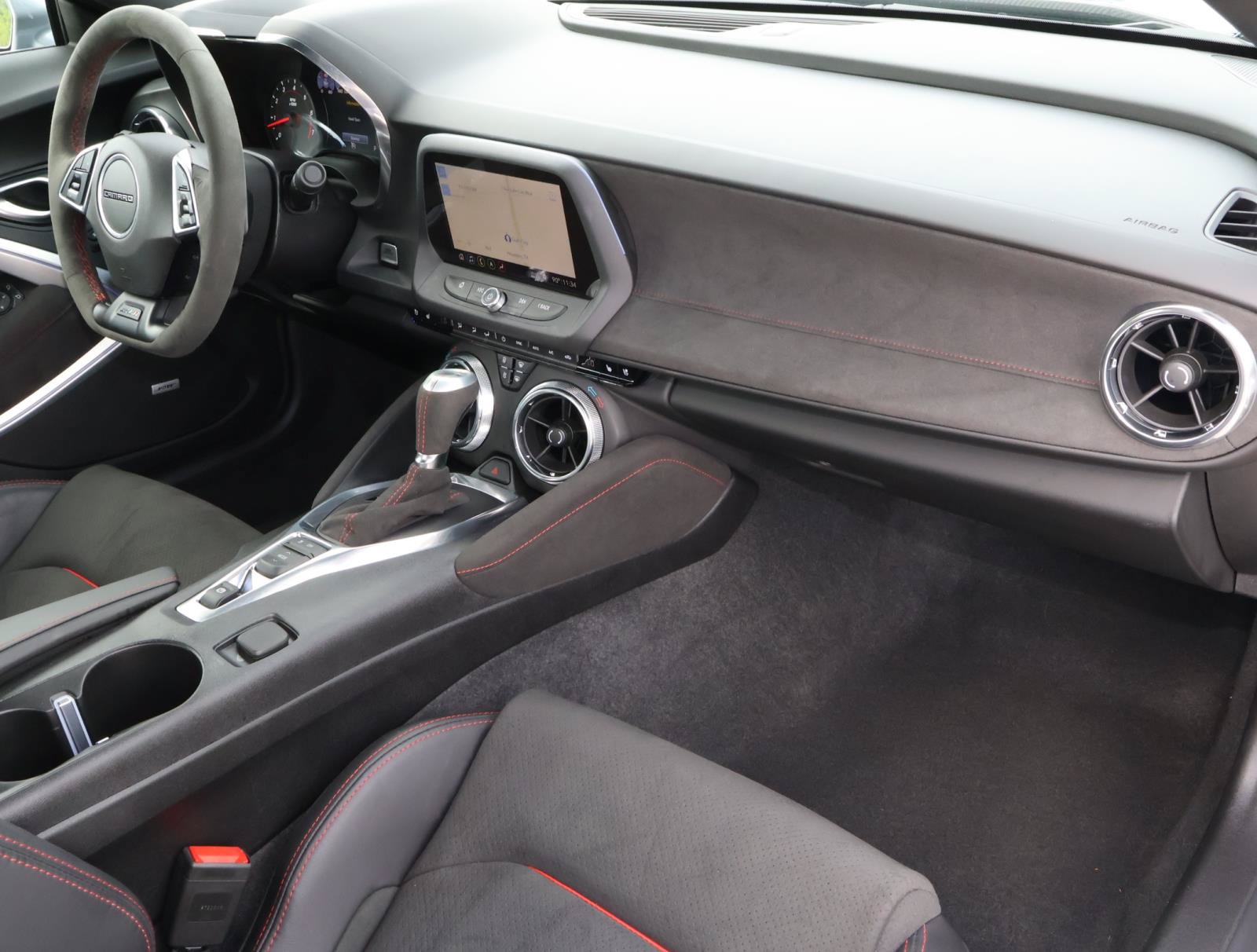 Used 2019 Chevrolet Camaro ZL1 RWD image 17