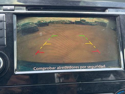 Used 2021 Nissan Rogue Sport S image 25