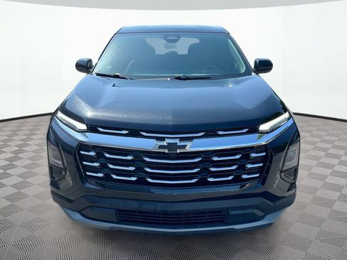 Used 2026 Chevrolet Equinox LT w/ Convenience Package II FWD image 2