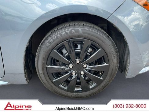 Used 2024 Toyota Corolla LE FWD image 14