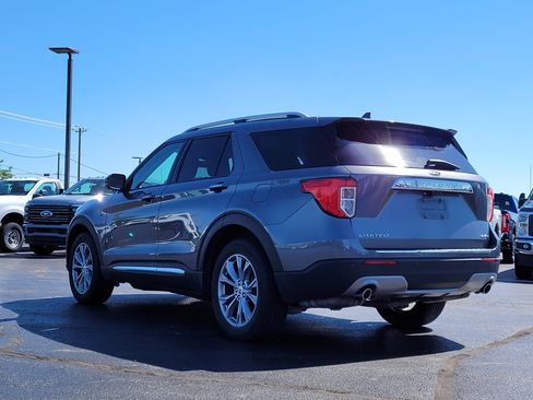 Used 2021 Ford Explorer Limited w/ Equipment Group 301A AWD/4WD image 6