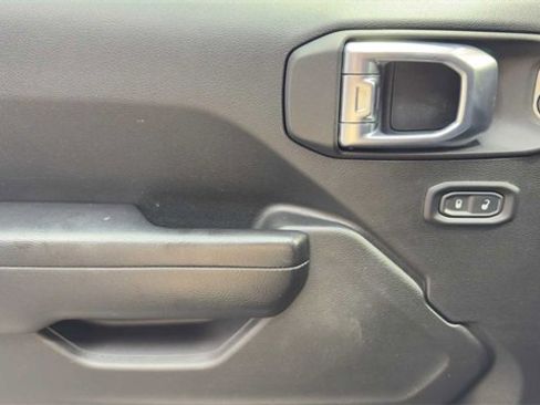 Used 2021 Jeep Wrangler Unlimited Sport image 21