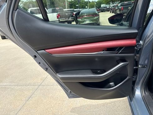 Used 2021 MAZDA MAZDA3 s FWD image 43