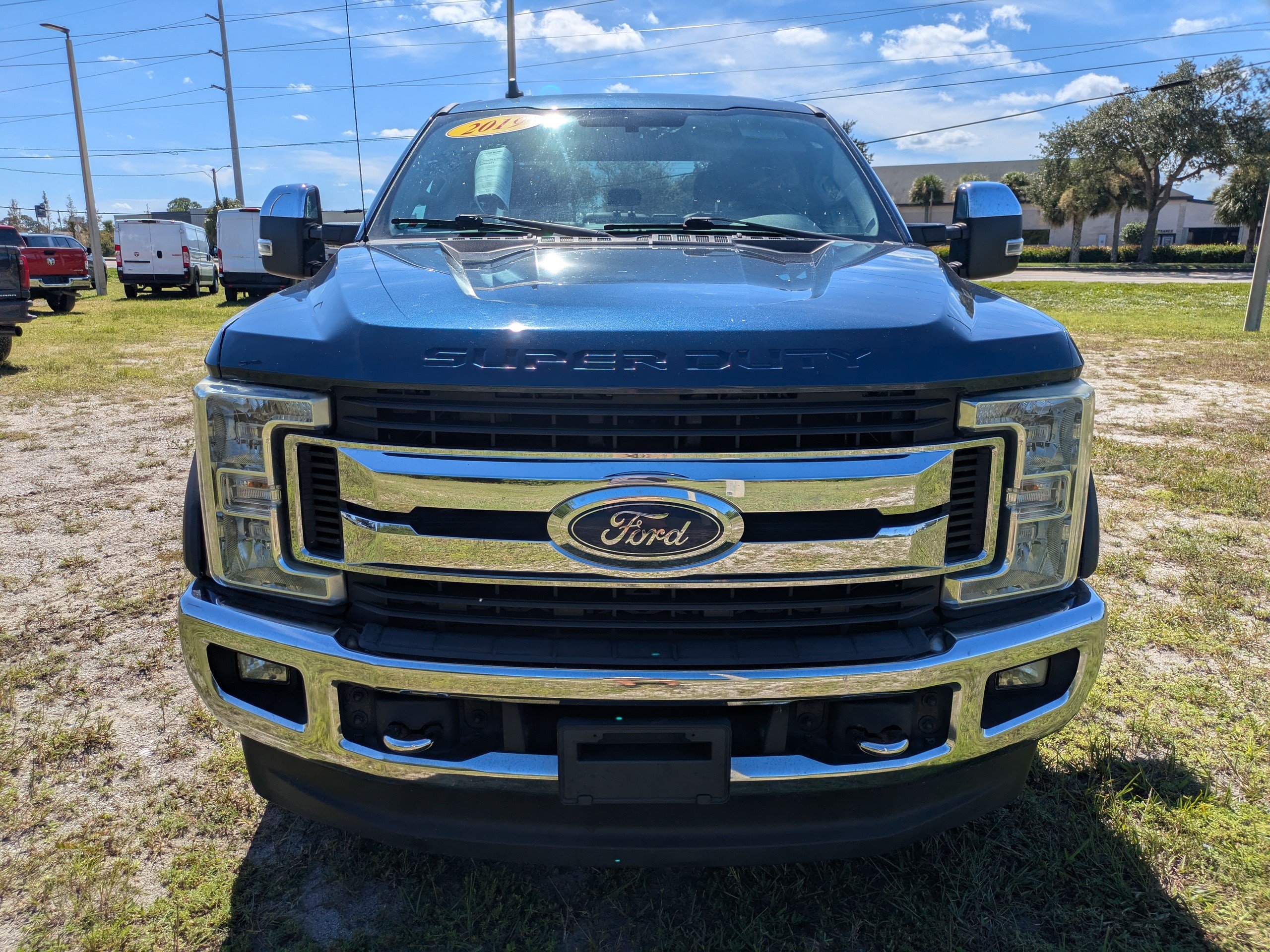 Used 2019 Ford F250 XLT w/ XLT Premium Package AWD/4WD image 9
