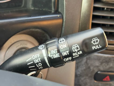 Used 2004 Toyota Land Cruiser image 37