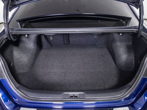 Used 2023 Nissan Altima 2.0 SR image 9