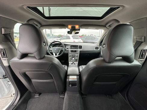 Used 2017 Volvo S60 T5 Inscription FWD image 14