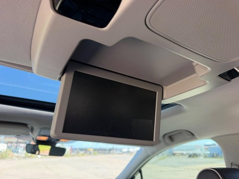 Used 2023 Honda Odyssey Elite image 11