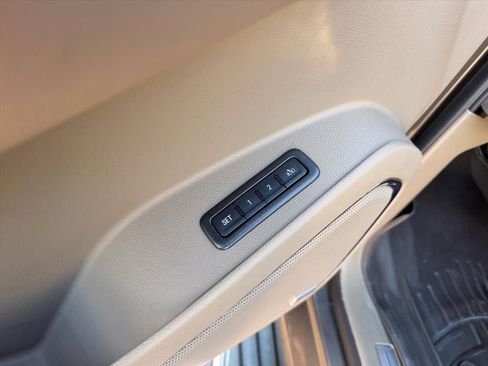 Used 2016 Chevrolet Tahoe LTZ AWD/4WD image 15