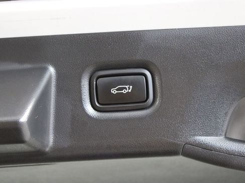 Used 2023 Hyundai Ioniq 5 Limited image 31