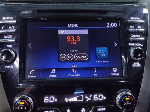 Used 2019 Nissan Murano S image 25