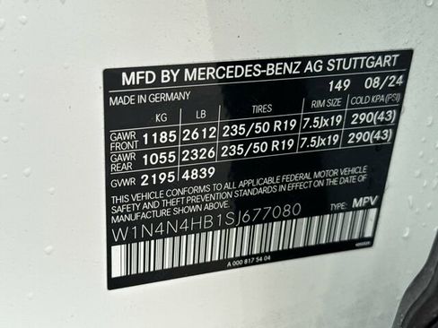 Used 2025 Mercedes-Benz GLA 250 4MATIC image 38