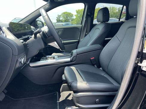 Used 2025 Mercedes-Benz GLA 250 image 16
